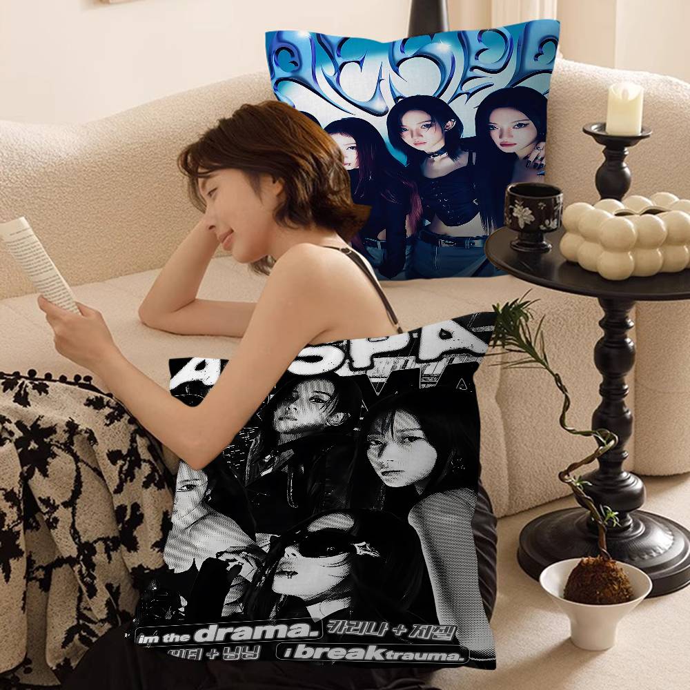 Home Textiles Group - Наволочка для офисной подушки Girl Group
